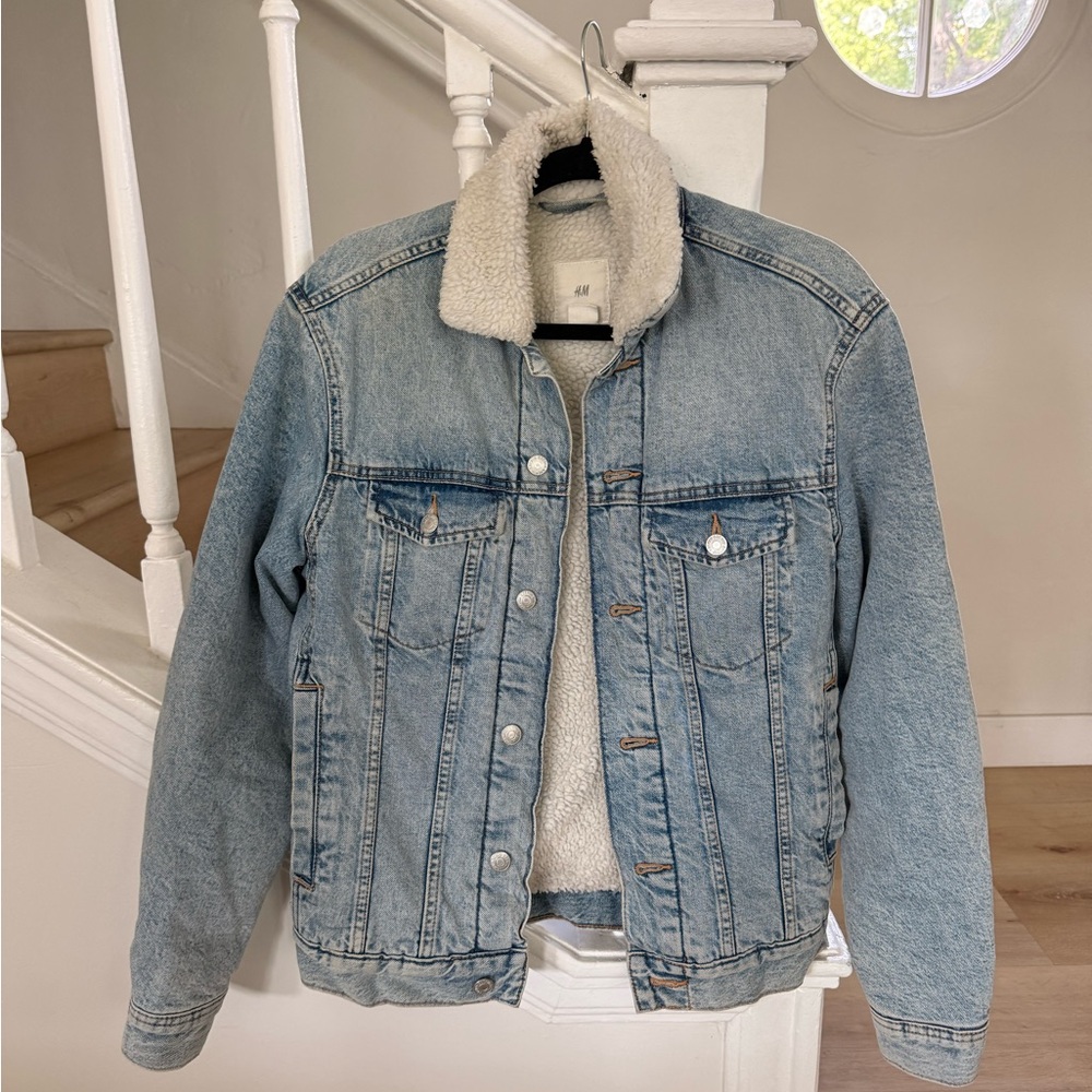 Light Blue Denim Jacket with Cream Sherpa Collar